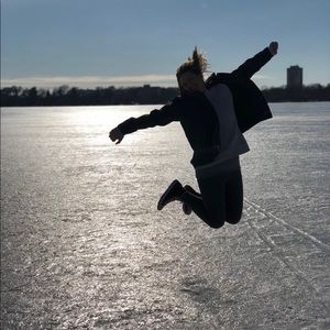 Meet your Posher, Alex